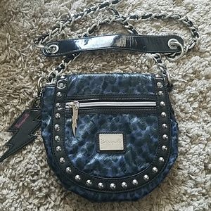 Betseyville Crossbody